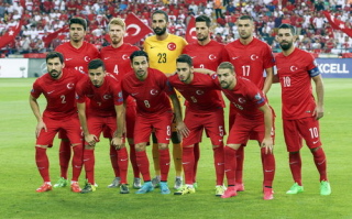 欧洲杯土耳其队,欧洲杯决赛之战